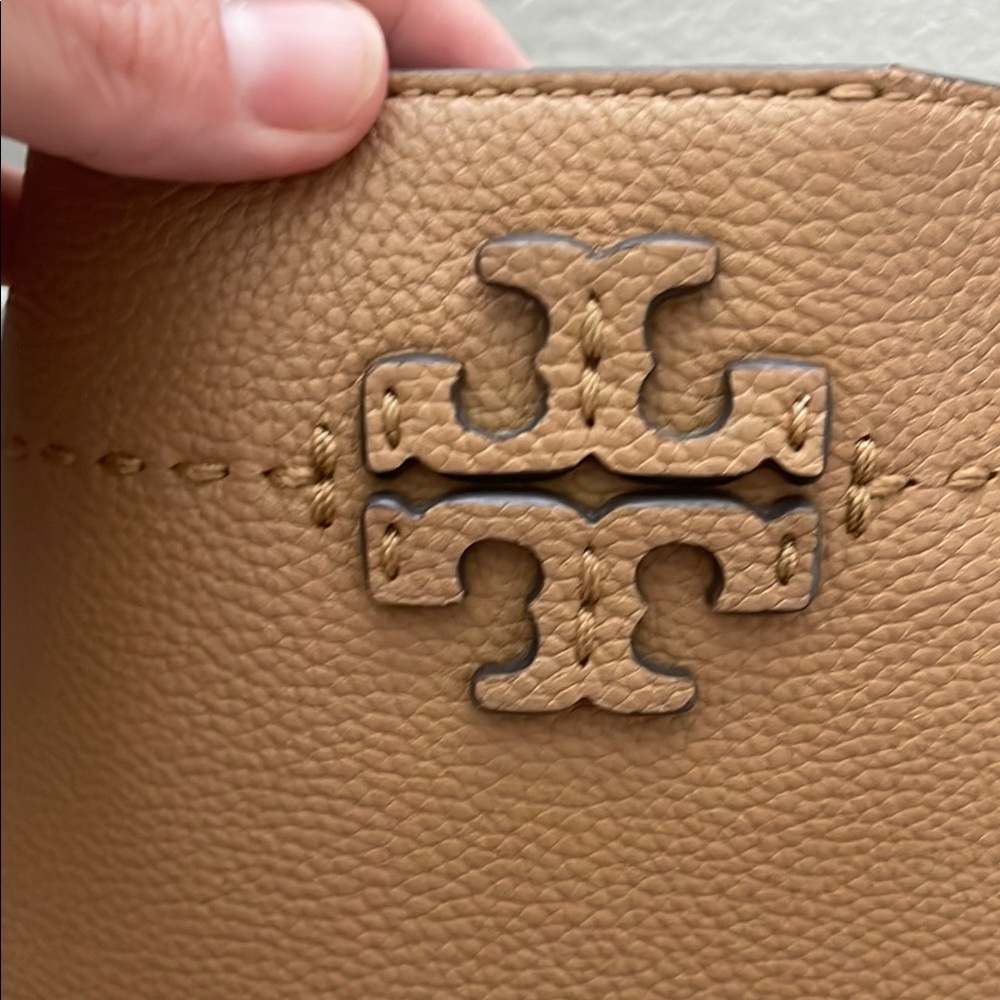 Tory Burch Tan Shoulder Bag - Picture 6 of 6